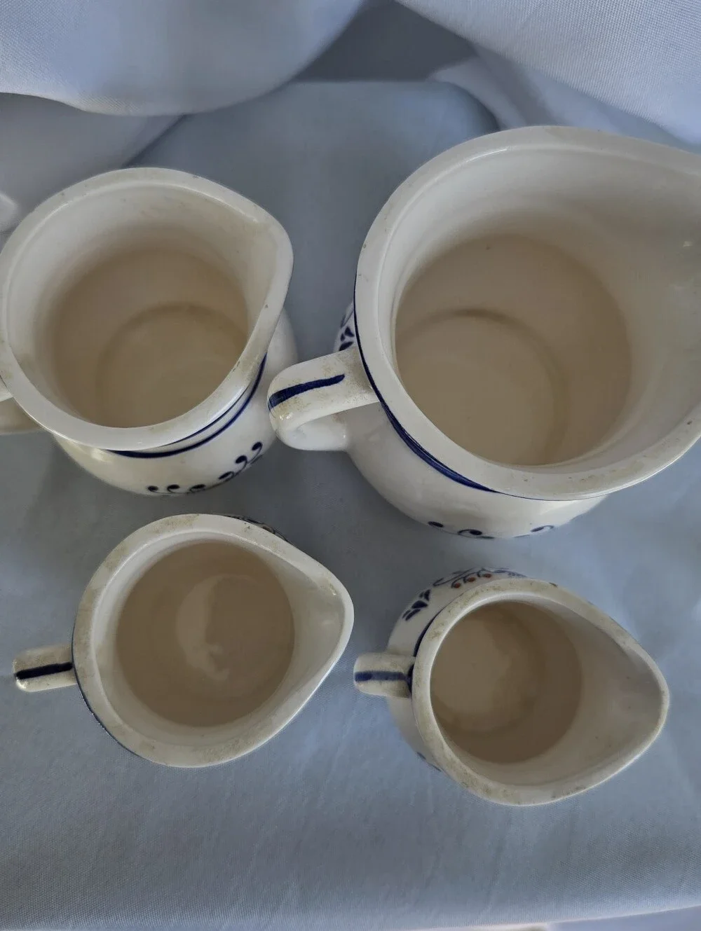 Vintage Blue Onion Nesting Measuring Cup Pitchers Set of 4 Royal Sealy Japan